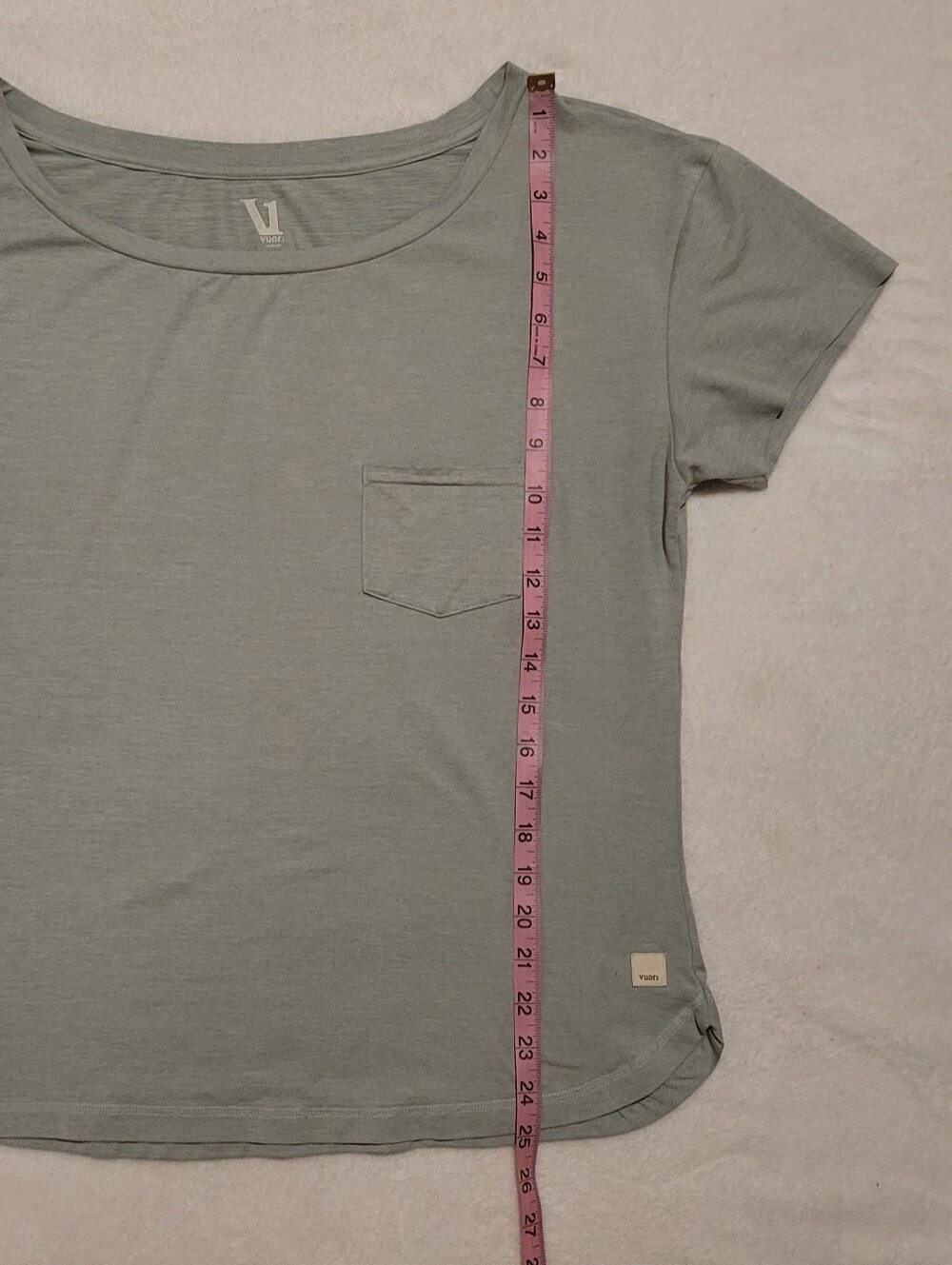 Vuori Rise & Shine Short Sleeve Pocket Tee - Pistachio Heather - Size M - Picture 10 of 11